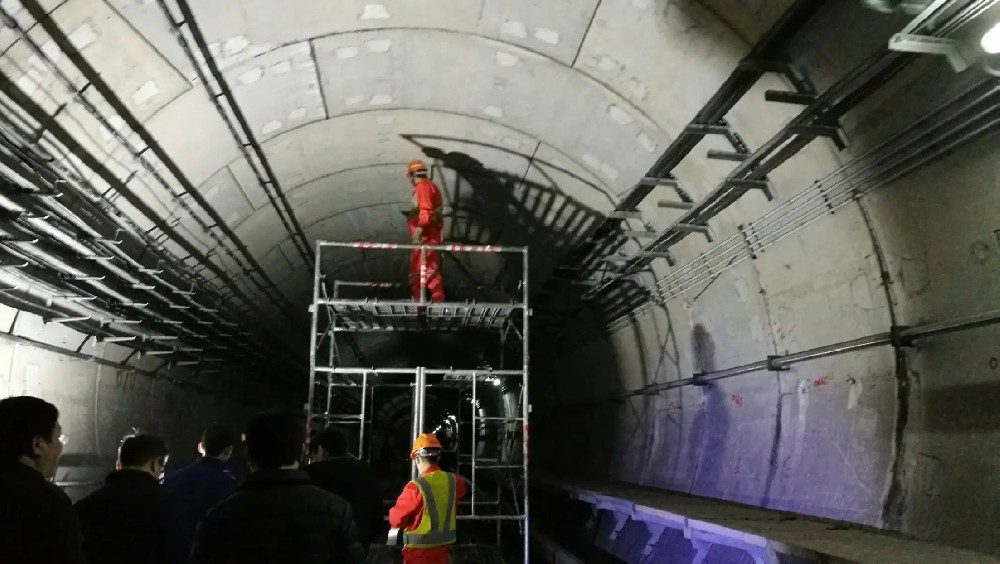 东兴地铁线路病害整治及养护维修